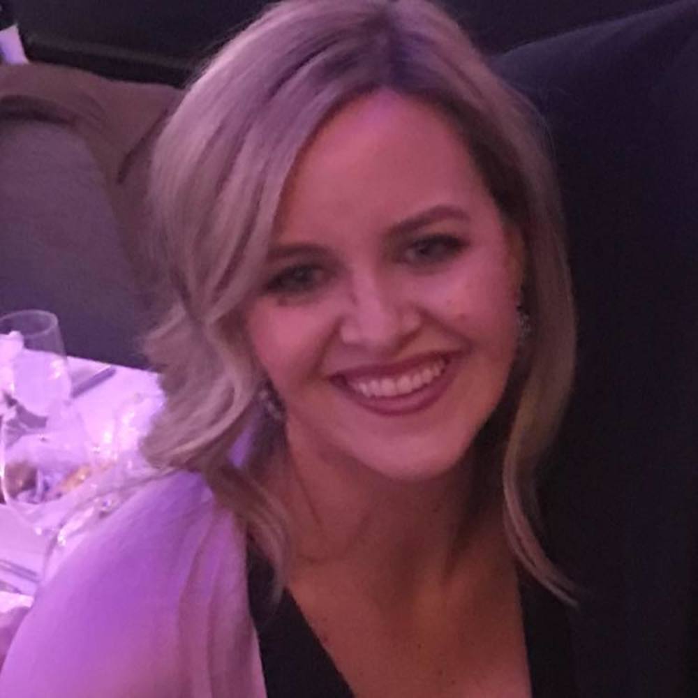 Meet your Posher, Casey